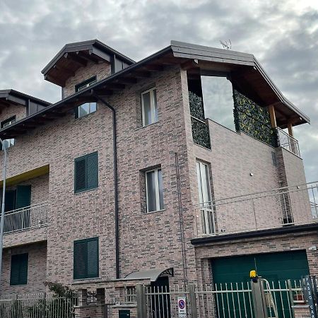 Holiday Rooms Ро Екстериор снимка