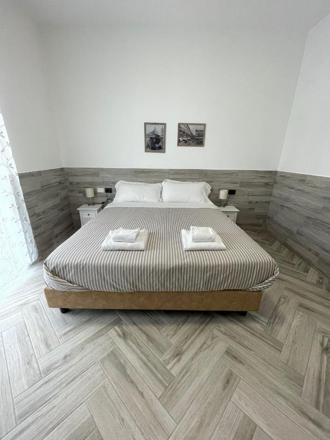 Holiday Rooms Ро Екстериор снимка